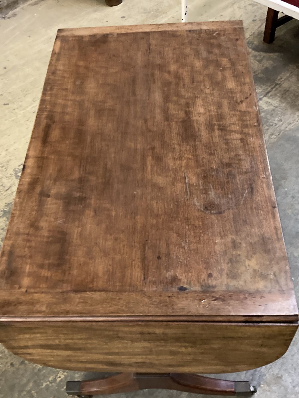 A Regency mahogany sofa table, width 101cm depth 60cm height 72cm